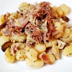 White Truffle And Duck Gnocchi W/Pancetta And Wild Mushrooms